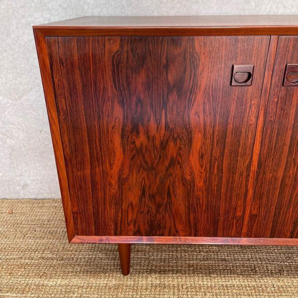 danish-designer-brouer-mobelfabrik-mid-century-cupboard-in-rosewood-1