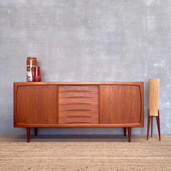 danish-designer-dyrlund-mid-century-sideboard-10