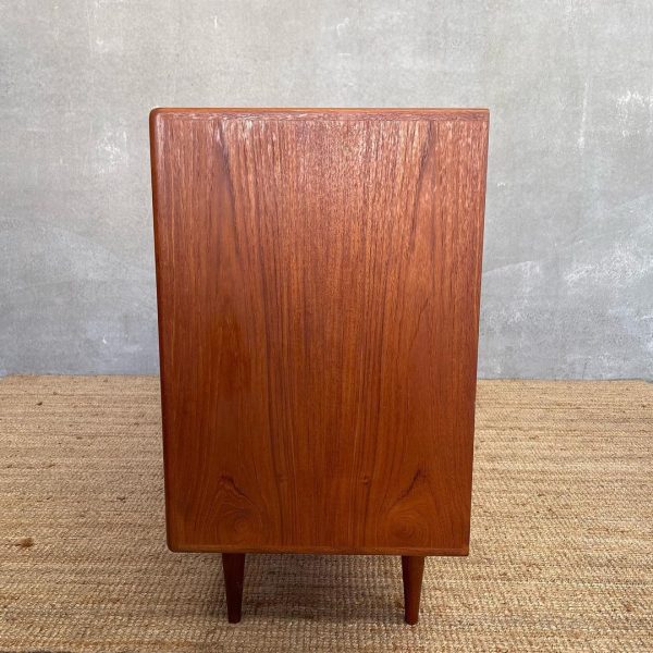 danish-designer-dyrlund-mid-century-sideboard-2