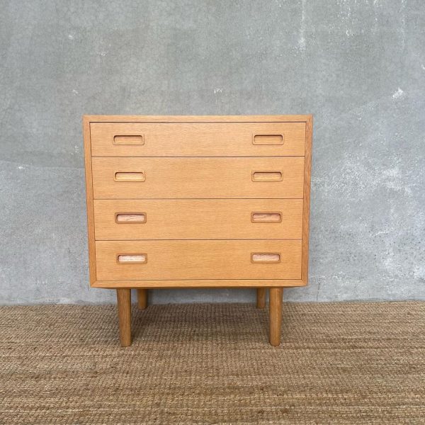 oak-chest-of-drawers-designed-by-carlo-jensen-for-hundevad-and-co-9