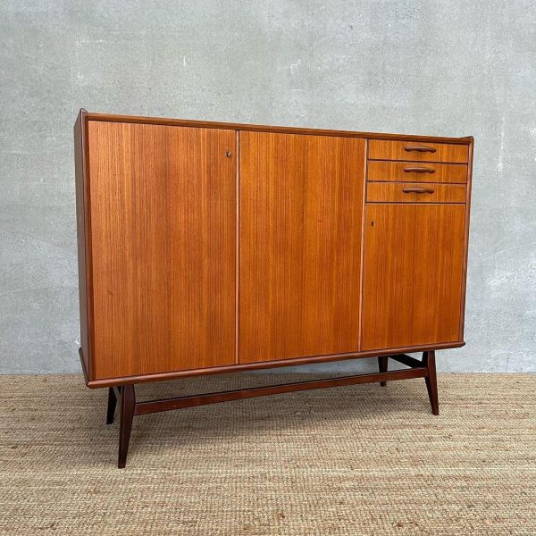 scandinavian-mid-century-highboard-with-floating-base-2