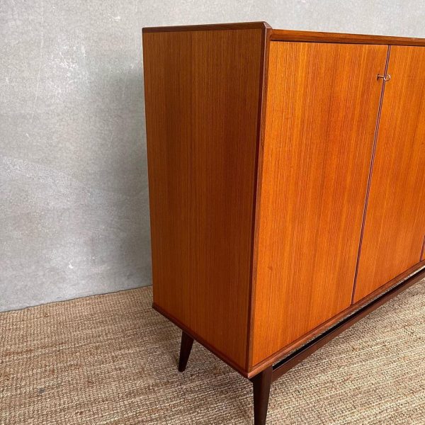 scandinavian-mid-century-highboard-with-floating-base-7