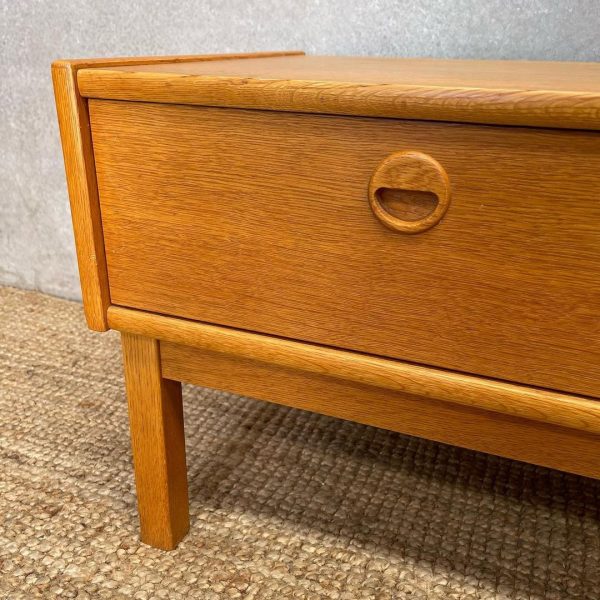 scandinavian-mid-century-low-hallway-table-drawers-in-oak-2