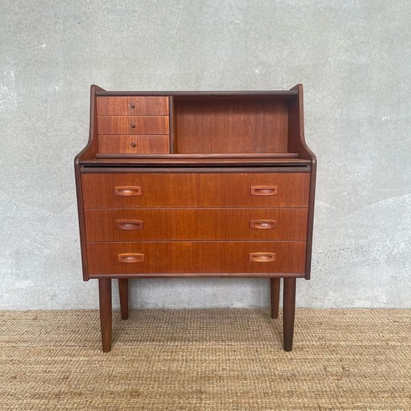 scandinavian-mid-century-secretaire-with-pullout-desk-9