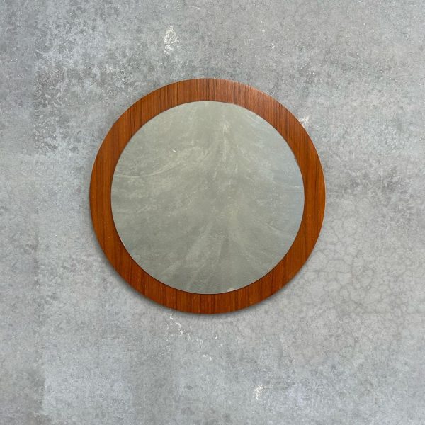 scandinavian-round-mirror