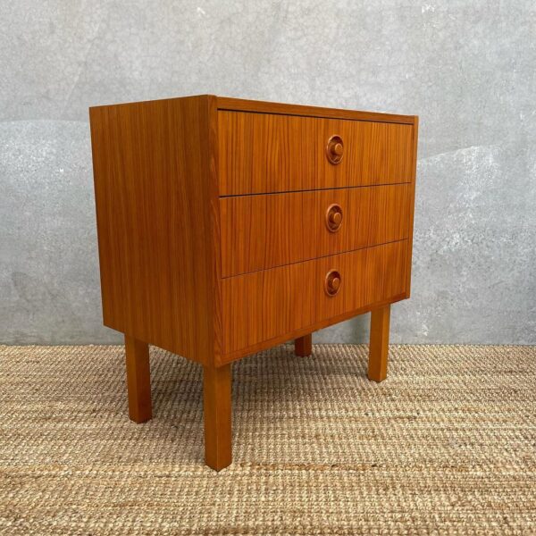 scandinavian-mid-century-1960s-drawers-bedside-table-by-broderna-gustafssons-mobelfabrik-1