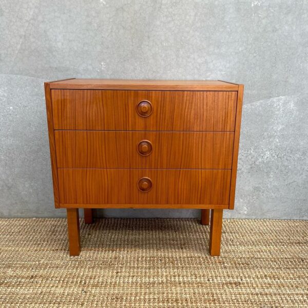 scandinavian-mid-century-1960s-drawers-bedside-table-by-broderna-gustafssons-mobelfabrik-2