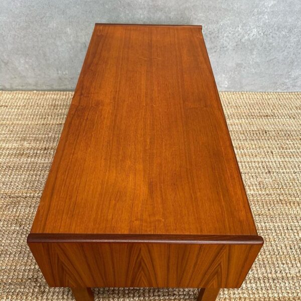 scandinavian-mid-century-low-hall-table-drawers-10