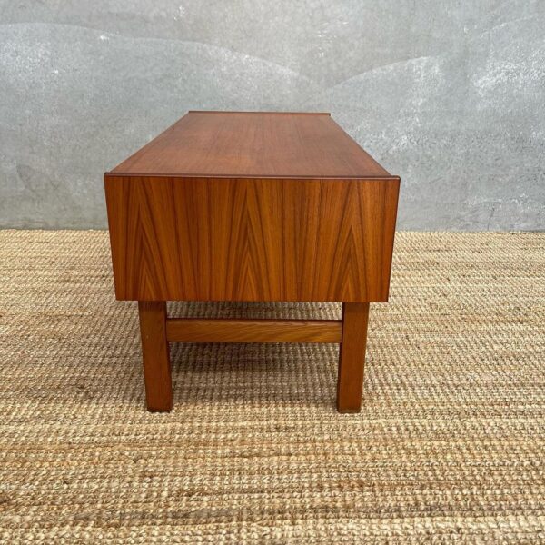 scandinavian-mid-century-low-hall-table-drawers-3