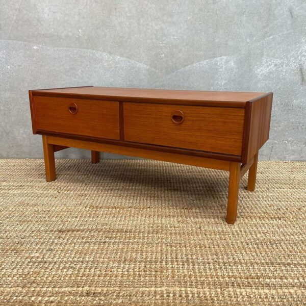 scandinavian-mid-century-low-hall-table-drawers-7