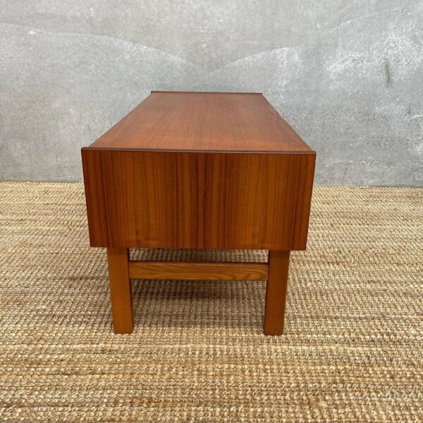 scandinavian-mid-century-low-hall-table-drawers-8