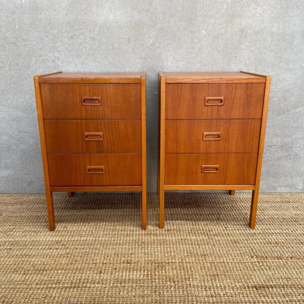 swedish-designer-bertil-fridhagen-mid-century-drawers-bedside-duo-6