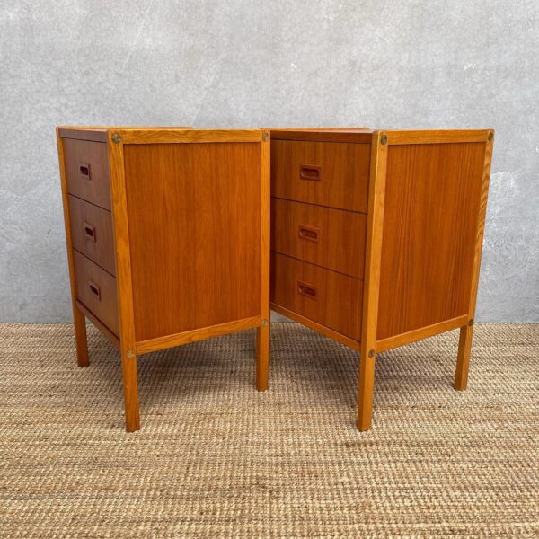 swedish-designer-bertil-fridhagen-mid-century-drawers-bedside-duo-7