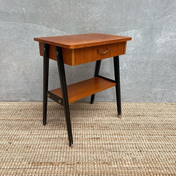 scandinavian-mid-century-bedside-table-2-4