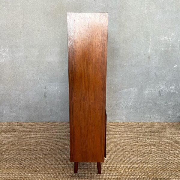 danish-mid-century-bookshelf-in-rosewood-2 (5)