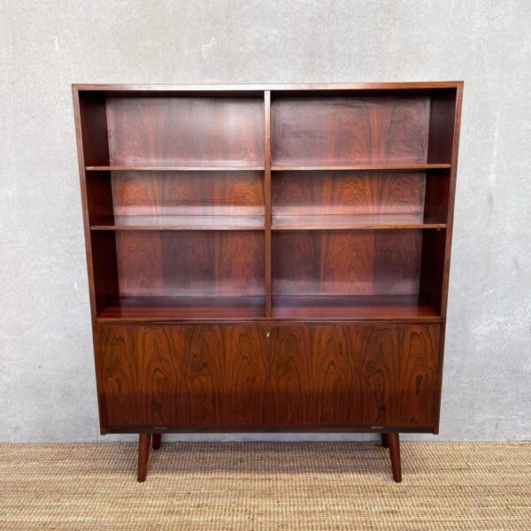 danish-mid-century-bookshelf-in-rosewood-2 (9)