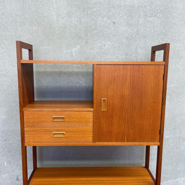 mid-century-swedish-designer-gillis-lundgren-bookshelf-3 (10)