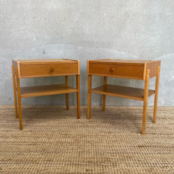 scandinavian-mid-century-bedside-duo-in-oak-2 (1)