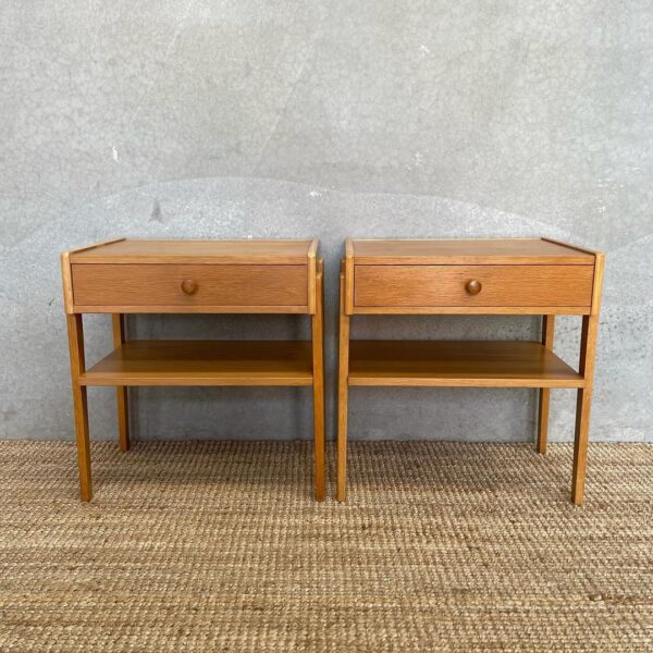 scandinavian-mid-century-bedside-duo-in-oak-2 (9)