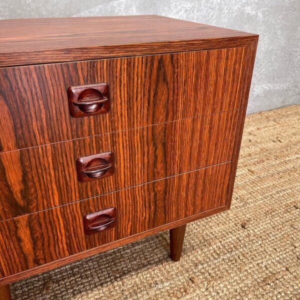 small-danish-drawer-and-cupboard-duo-in-rosewood (9)