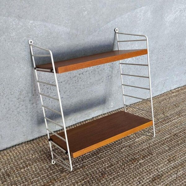 small-swedish-designer-string-wall-shelf-with-adjustable-shelves (4)