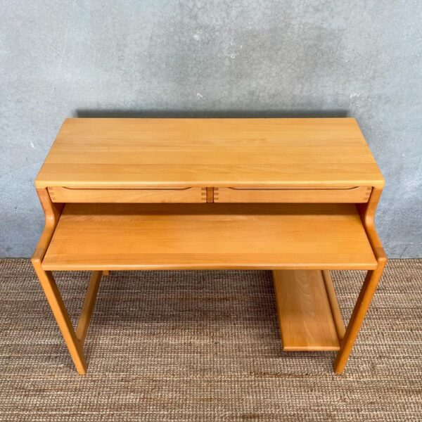 High Quality Scandinavian Modern Studio Desk (4)