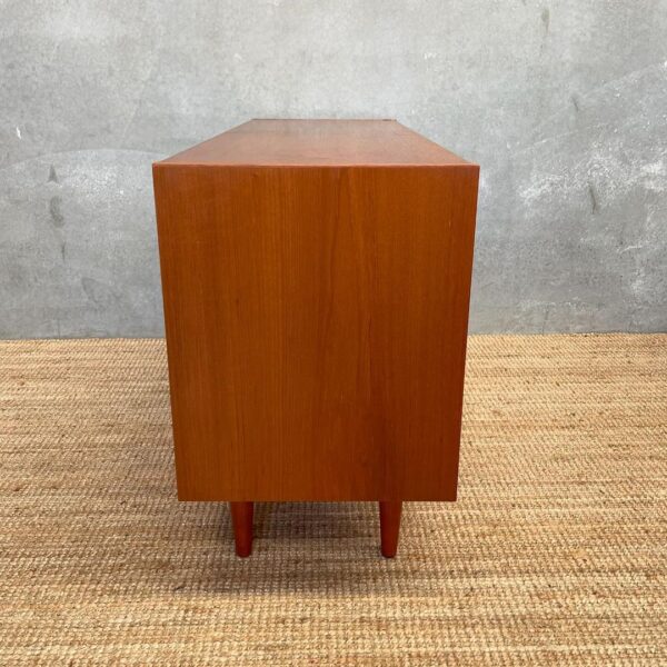 Scandinavian Mid-Century Sideboard (9)