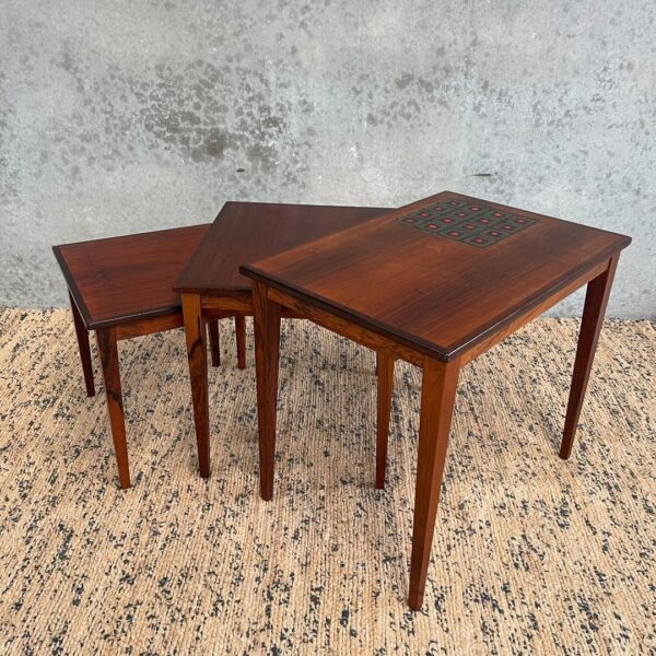 danish-mid-century-nesting-tables-in-rosewood (4)