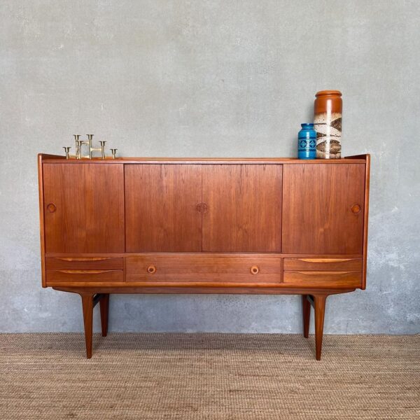 large-danish-mid-century-designer-sideboard (11)