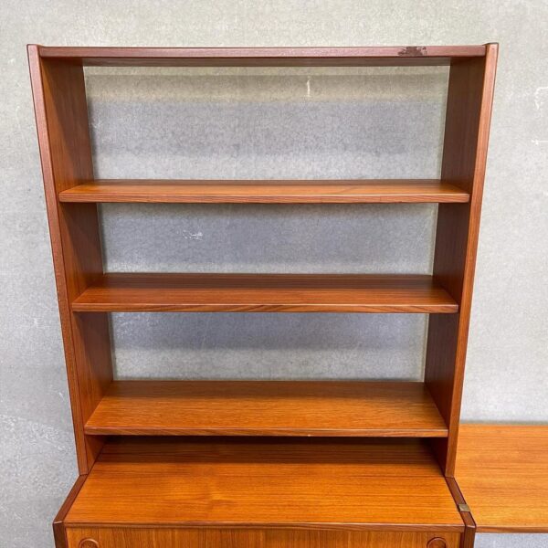 massive-mid-century-scandinavian-wall-shelving-unit (4)