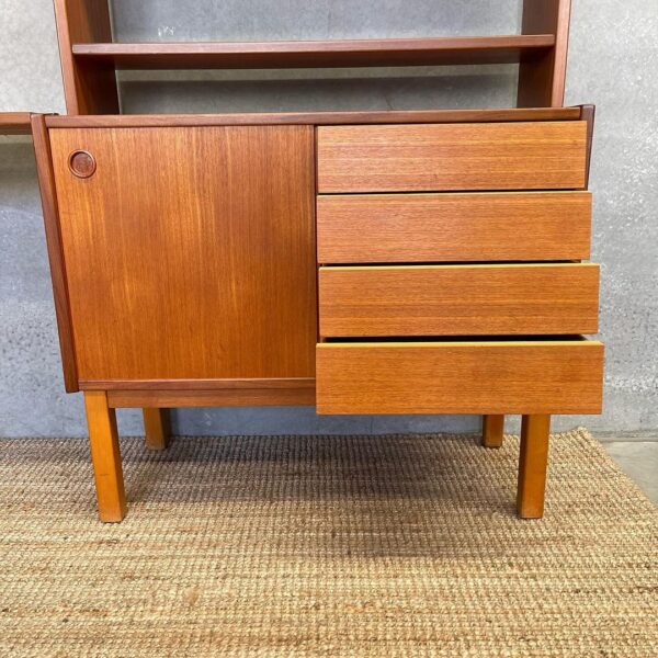 massive-mid-century-scandinavian-wall-shelving-unit (6)