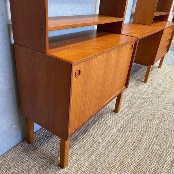 massive-mid-century-scandinavian-wall-shelving-unit (8)