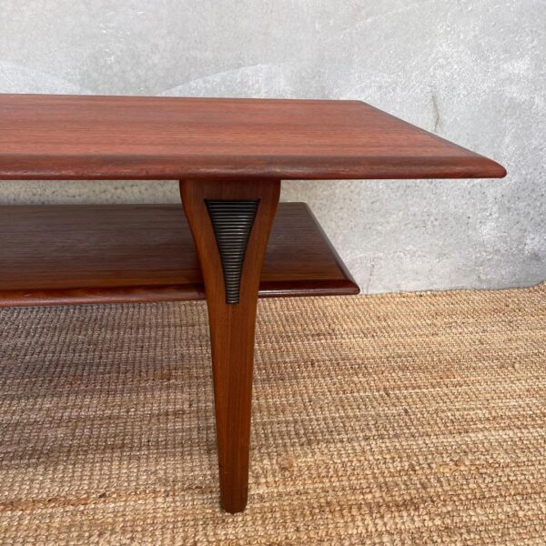 mid-century-scandinavian-coffee-table (3)