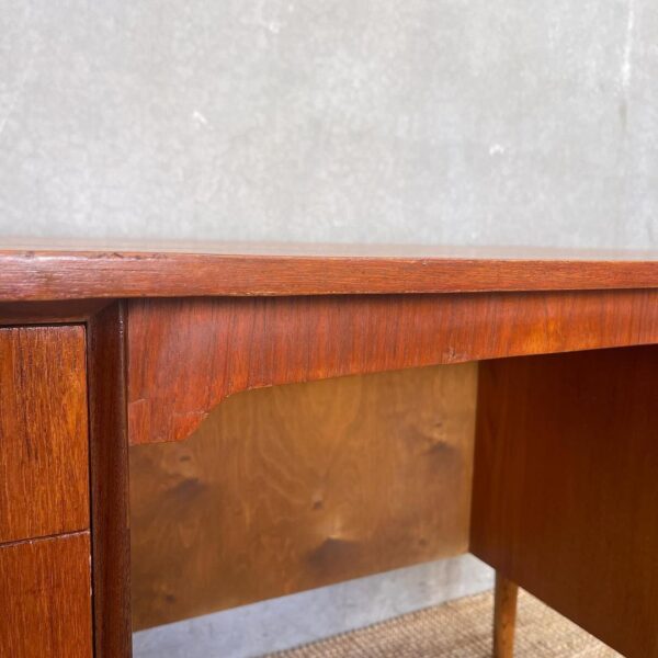 scandinavian-mid-century-desk-in-teak-and-oak (7)