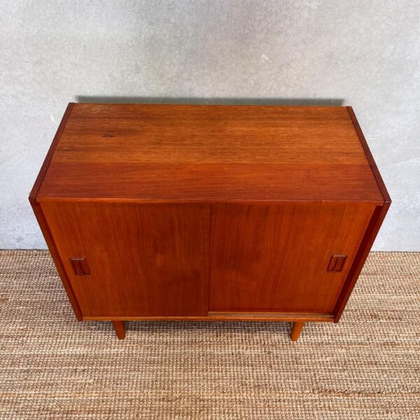 small-scandinavian-mid-century-cabinet-cupboard (2)