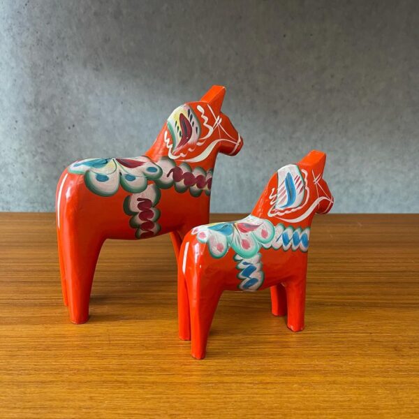 vintage-original-hand-carved-swedish-dala-horse-duo (3)