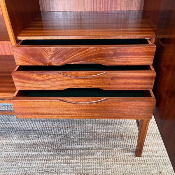 scandinavian-mid-century-rosewood-cabinet (10)