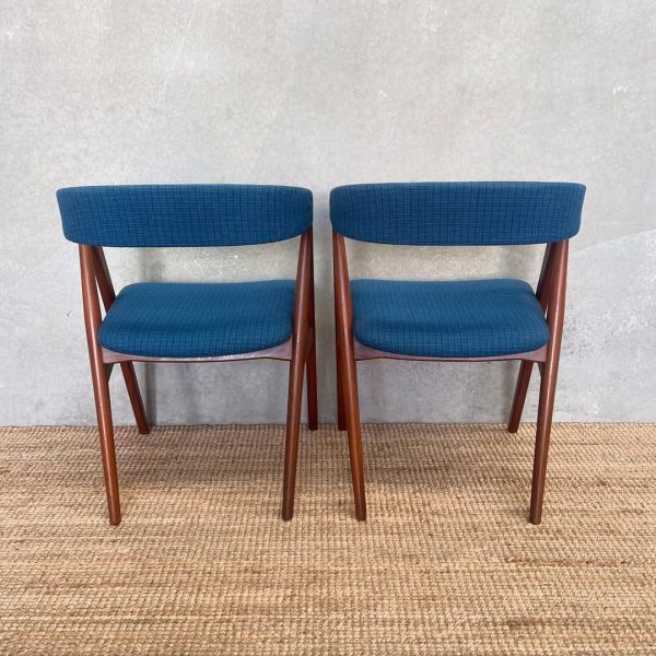 rare-danish-model-205-chair-duo (7)