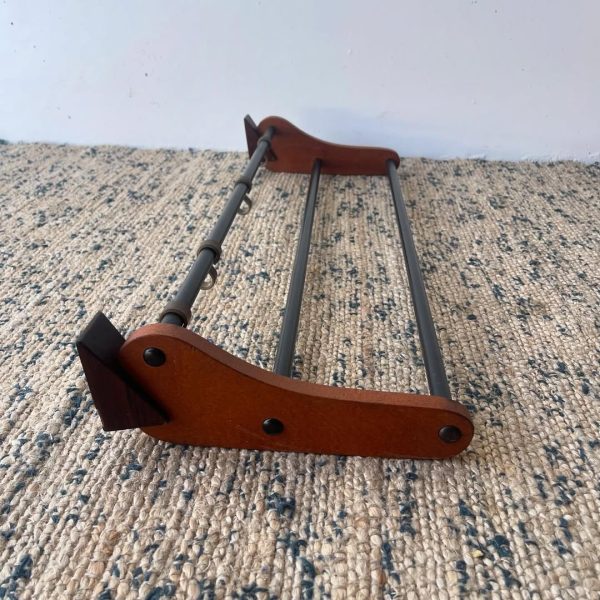 scandinavian-mid-century-wooden-hat-coat-rack (1)