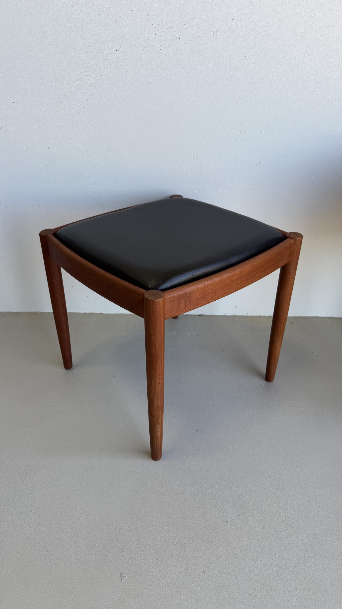 danish-mid-century-stool