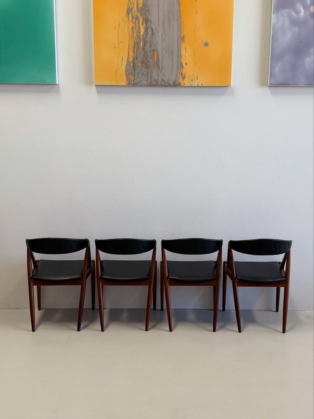 danish-model-31-dining-chairs (3)